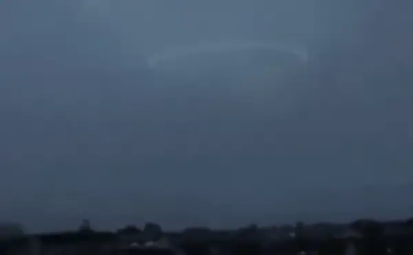 circle-shaped-ufo