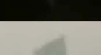 2 triangle UFO videos from Russia