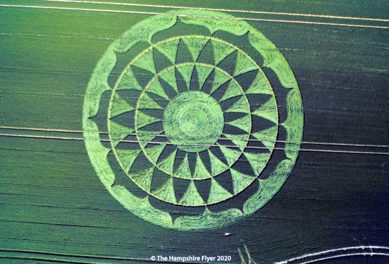 Crop circles 2020: Smeathe's Plantation, Wiltshire, UK | Latest UFO ... Famous Crop Circle