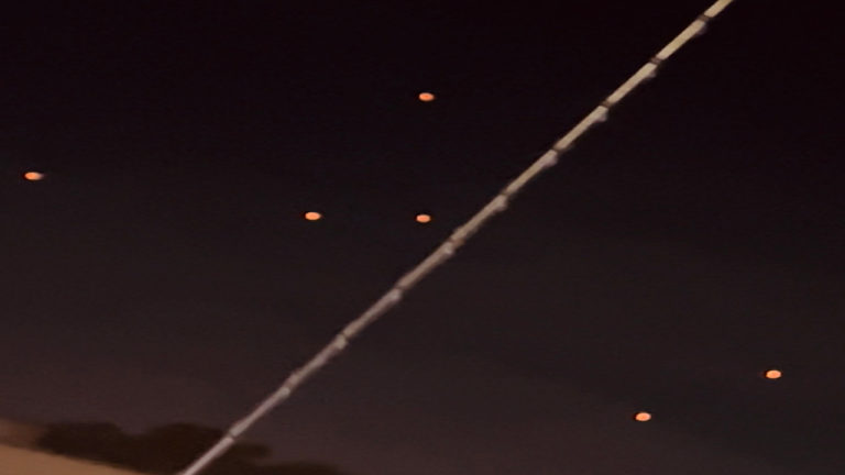 UFOs Filmed Over Tampa Florida 15 Nov 2021 TheParanormalist Org