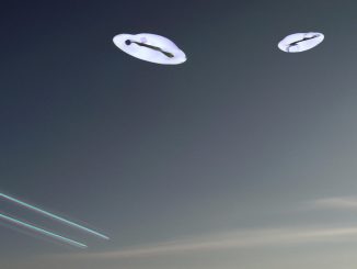 2 UFOs dancing in the sky