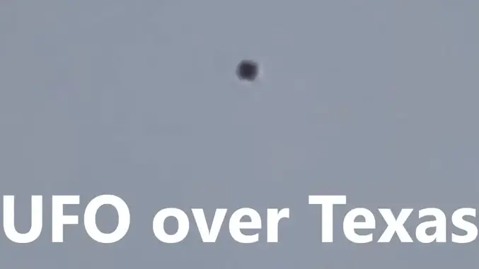 UFO filmed over Texas