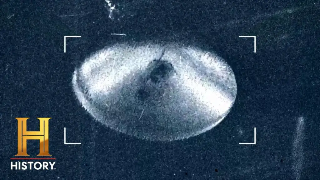 Shocking UFO Photo Leaked to the Public